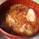 干しシイタケの戻し汁で作る中華風スープ